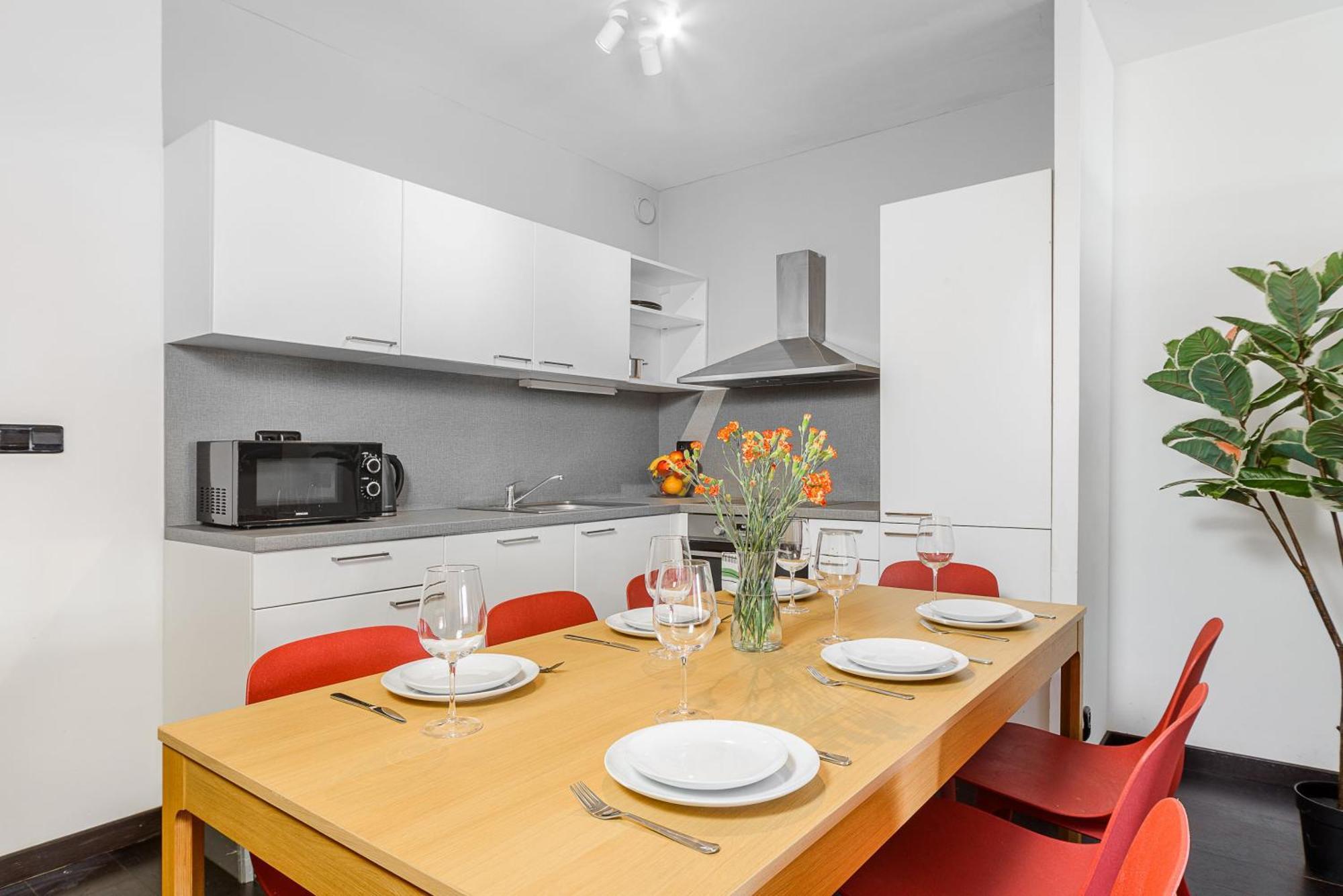 Spacious Apartments Near Karlin Square Prága Kültér fotó